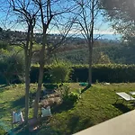 Apartamento Casale écru - Sirolo, Splendido Casale Con Giardino E Vista Mare Sirolo